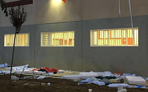 Destrozos en la prisión de Archidona