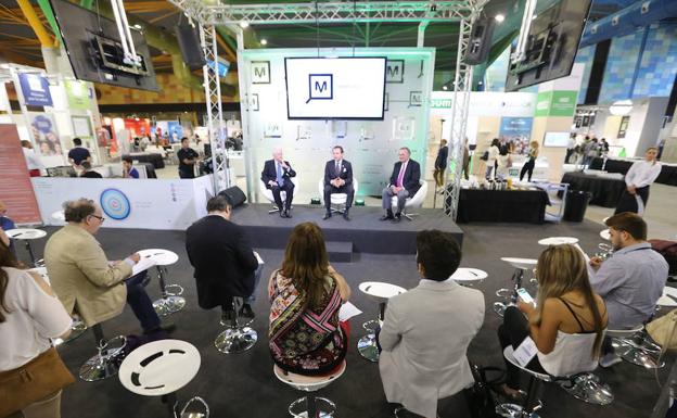 Reunión de trabajo en uno de los congresos celebrados en la capital. 