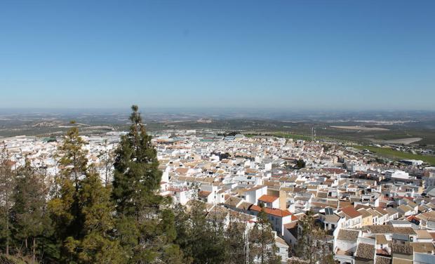 Estepa, que huele estos días a mantecado, celebra entre hoy y el domingo 10 un mercado navideño. 