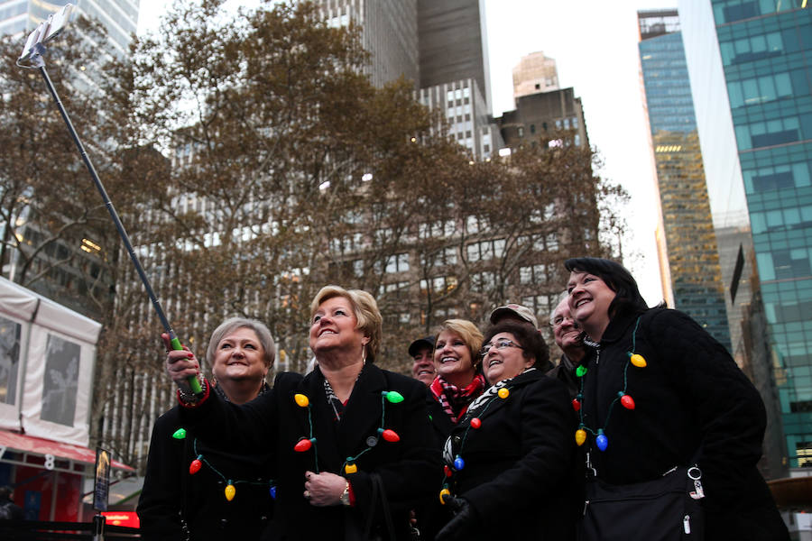 Con el encendido del árbol de Navidad del Rockefeller Center, Nueva York ha dado su bienvenida a la Navidad.