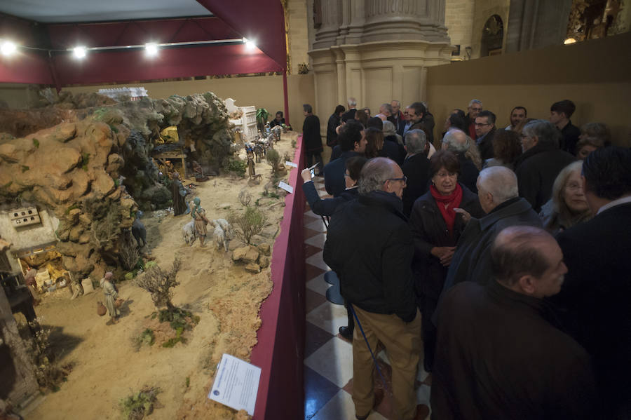 El templo acoge un año más un portal de Belén que puede ser visitado 