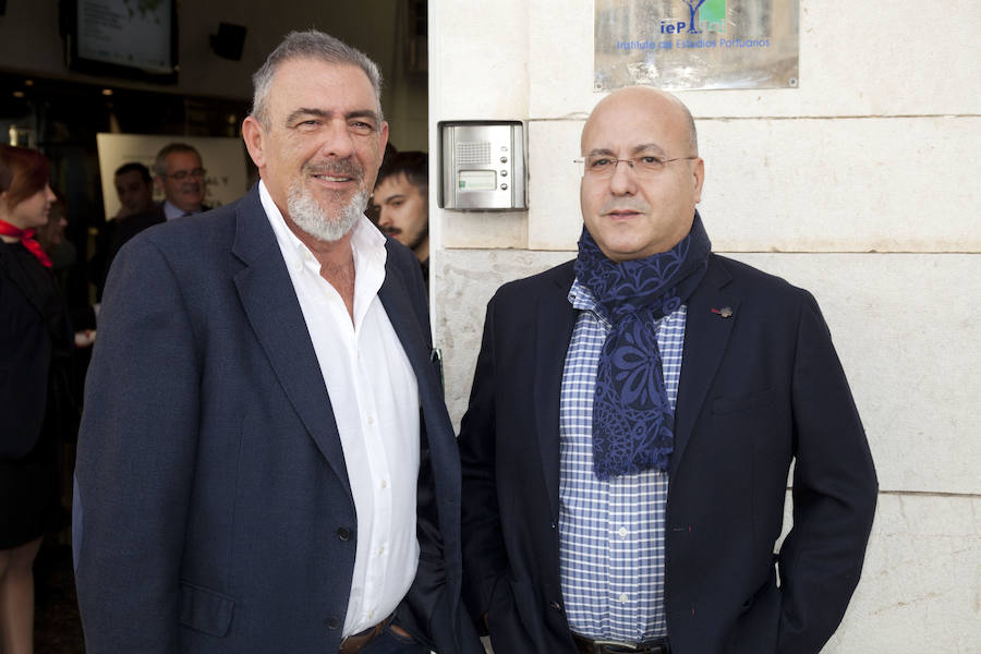 Expertos destacan que la producción de aceite de oliva se multiplica y el Puerto de Málaga será clave para su exportación