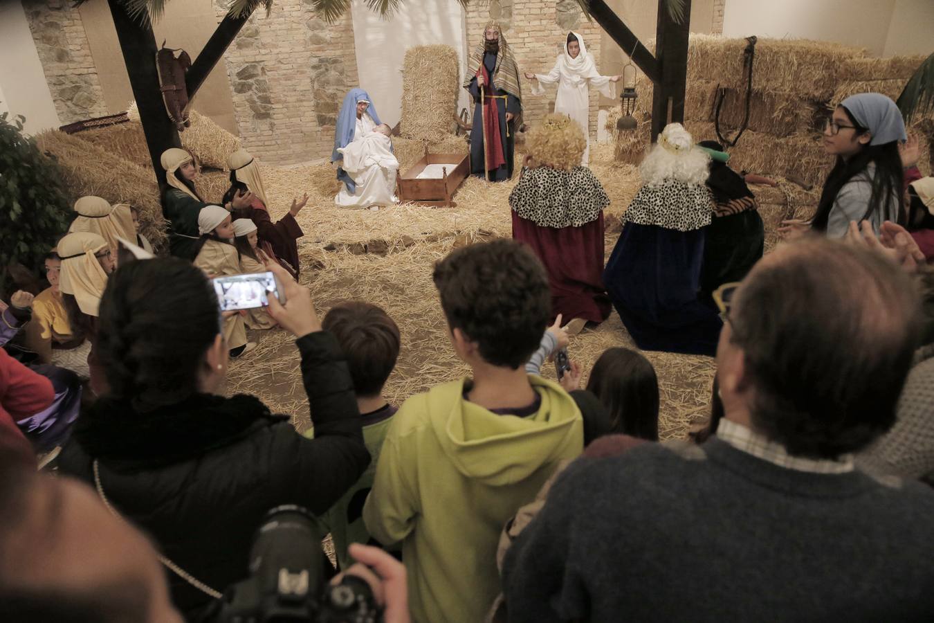 Los alumnos de los Colegios Diocesanos disfrutan de esta iniciativa que les acerca a la historia del nacimiento de Jesús