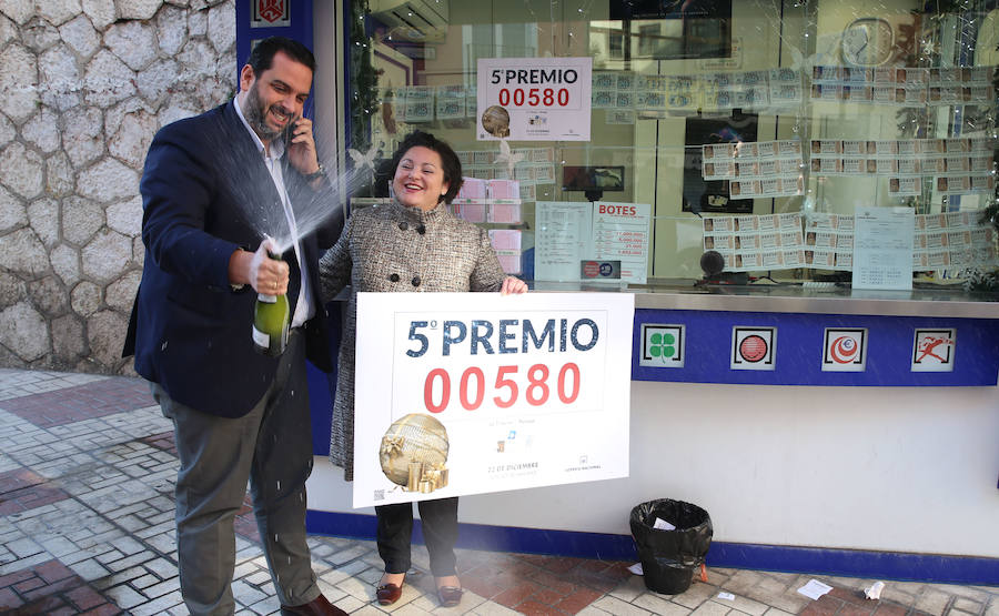 El 71198 se ha vendido en tres administraciones de la capital (en calle Mármoles, Santa Marta y en la avenida de la Luz)