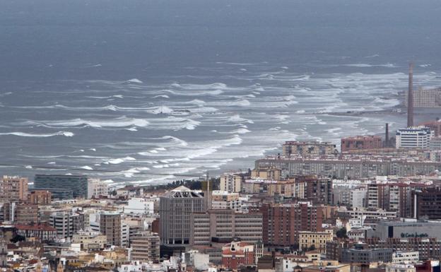 Aemet activa el aviso amarillo en Málaga por viento