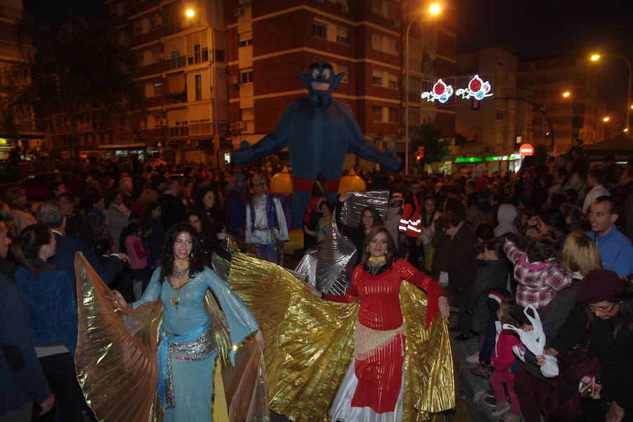 Sus Majestades de Oriente recorrieron las calles del distrito