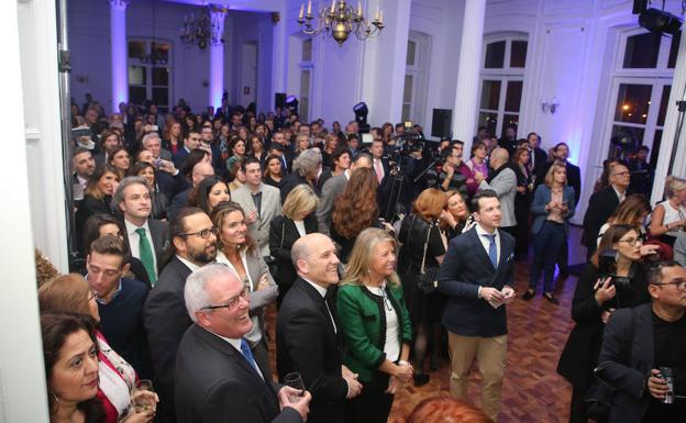 Un momento del acto celebrado anoche en Madrid, al que asistieron más de doscientas personas.