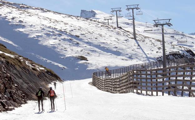 El esquí de montaña sigue creando muchos adeptos