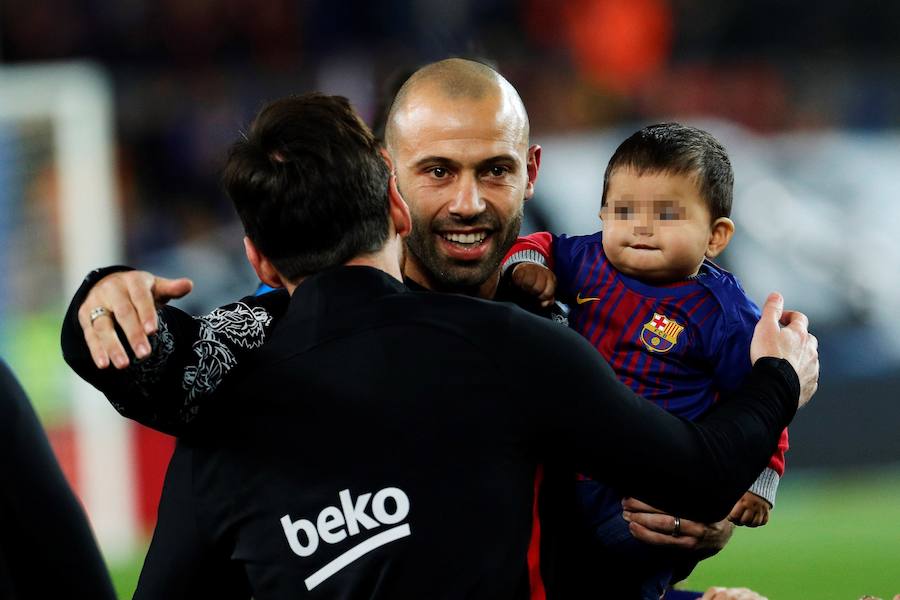 El Barcelona estará en las semifinales de la Copa del Rey tras vencer al Espanyol por 2-0 en el Camp Nou (2-1 global). Los azulgrana se adelantaron con Suárez y Messi puso la sentencia. El partido también estuvo marcado por la despedida a Javier Mascherano y el debut de Philippe Coutinho.