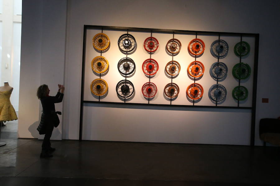 250 aficionados toman las calles de la ciudad para conseguir la mejor instantánea en la prueba organizada por SUR