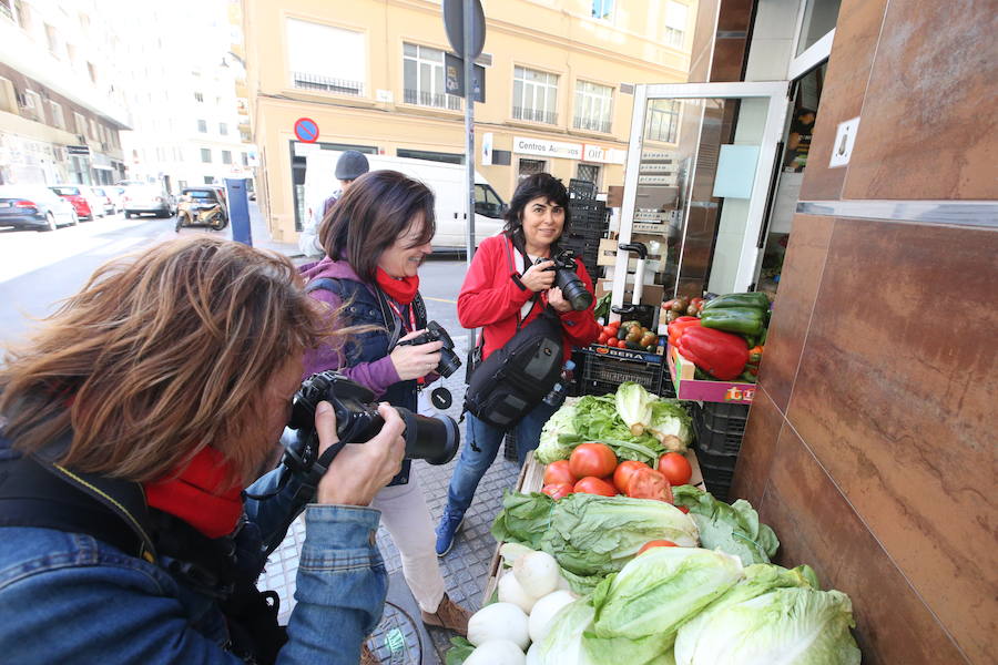 250 aficionados toman las calles de la ciudad para conseguir la mejor instantánea en la prueba organizada por SUR
