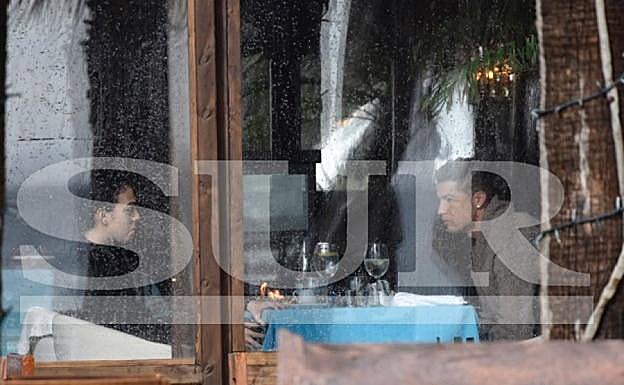 Imagen principal - Georgina Rodríguez y Cristiano Ronaldo, en Marbella.