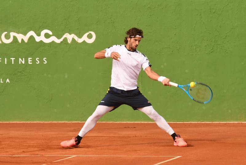 Sergi Bruguera prepara a los jugadores que competirán en el Club de Tenis Puente Romano