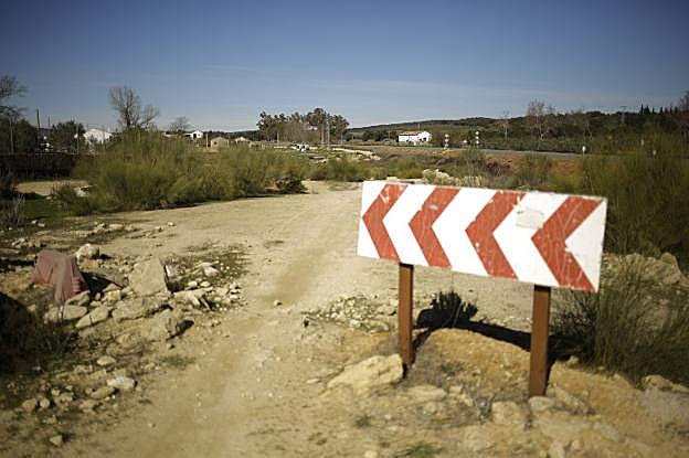 Los trabajos se suspendieron a alrededor del 40% de su ejecución. 