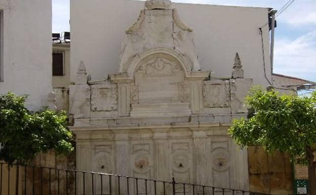 8. Esta fuente es conocida con el nombre de dos reyes de distintas épocas. FOTO: Diputación de Málaga.