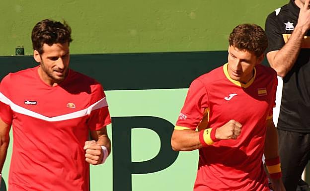 España, con ventaja gracias al doble