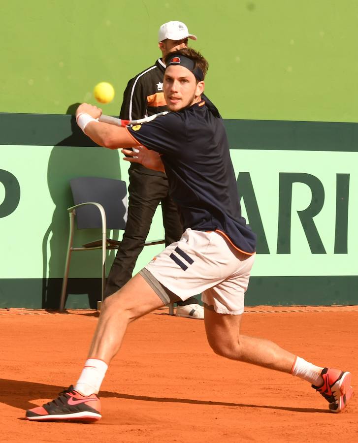 Albert Ramos supera con muchas más dificultades de las previstas a un infatigable Cameron Norrie por 7-6, 2-6, 7-6 y 6-2, en tres horas y 45 minutos