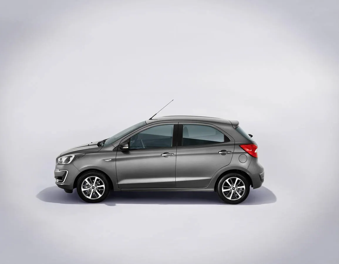 Ford KA+ Active, la moda del «crossover»