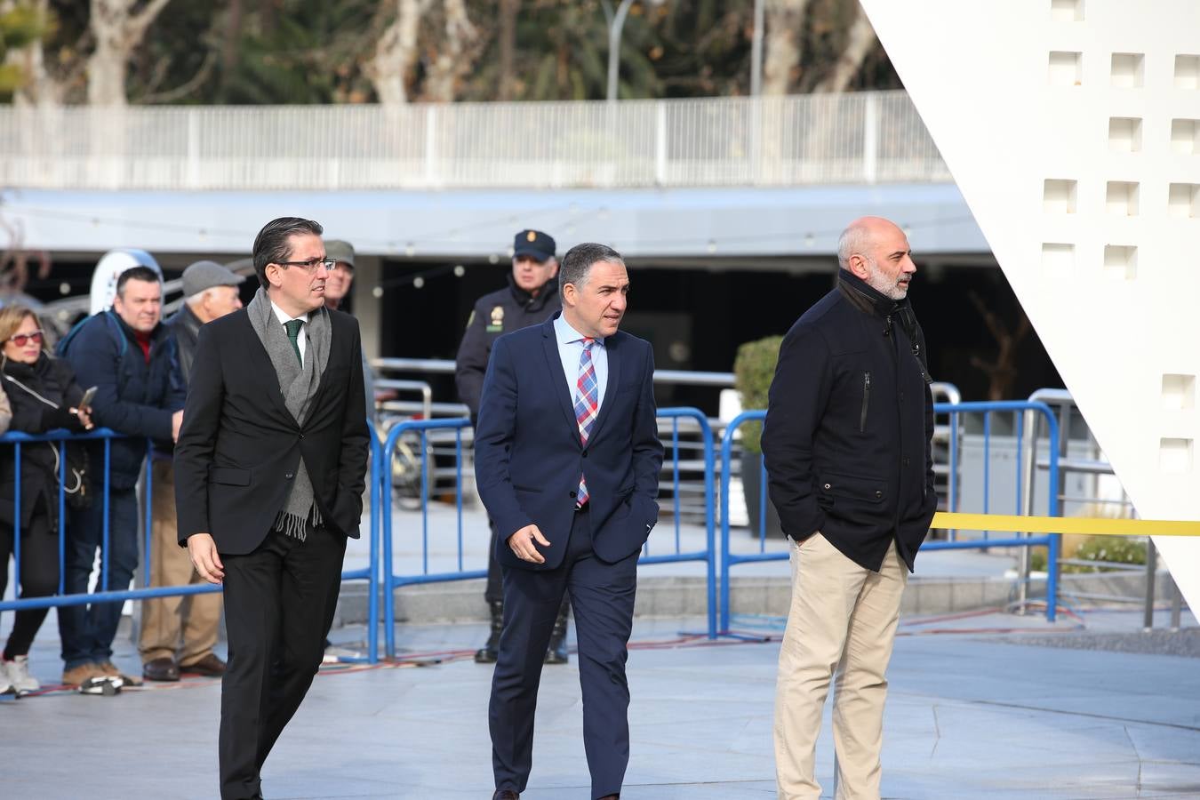 Don Felipe y Doña Letizia presiden la ceremonia en el Pompidou