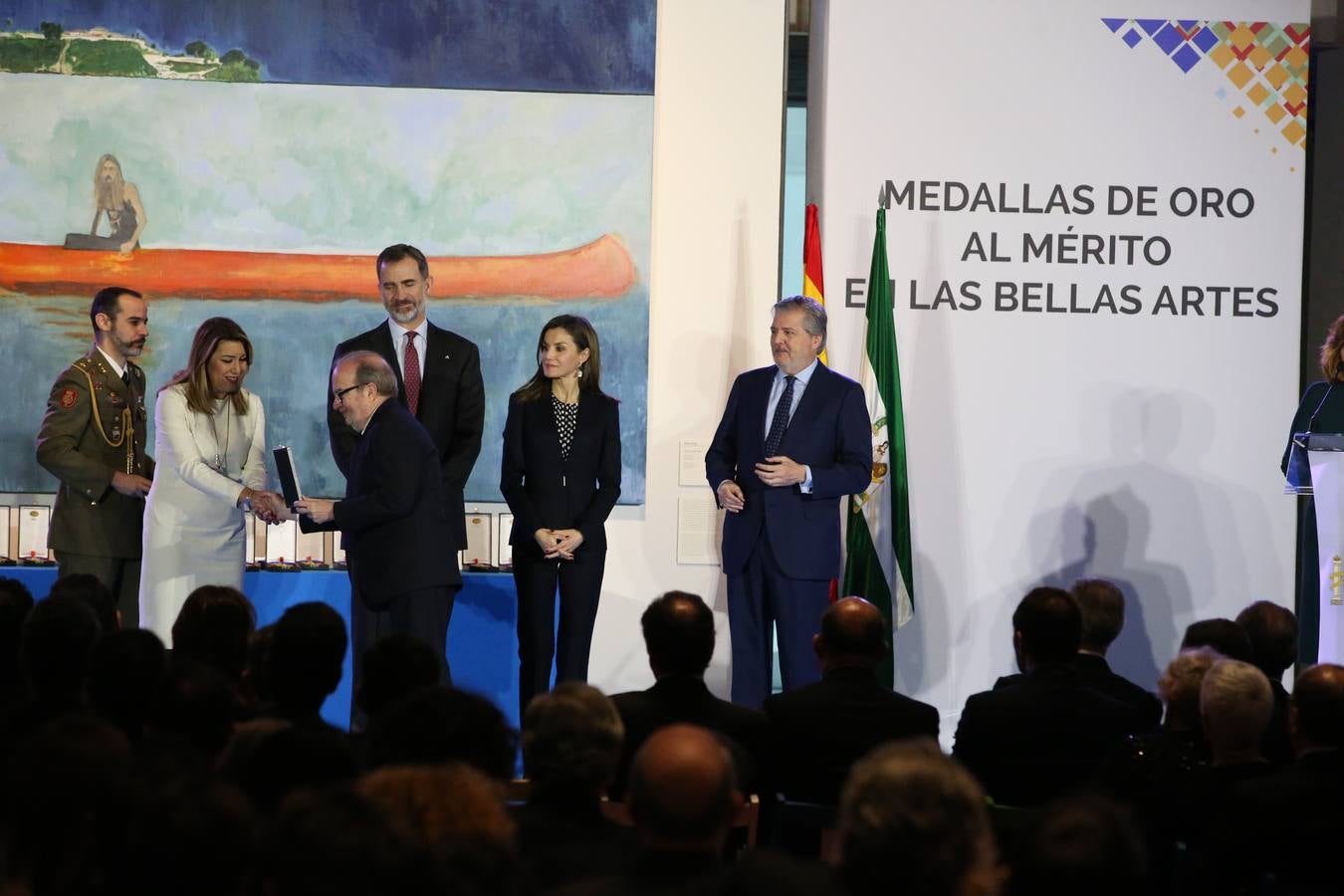 Don Felipe y Doña Letizia presiden la ceremonia en el Pompidou