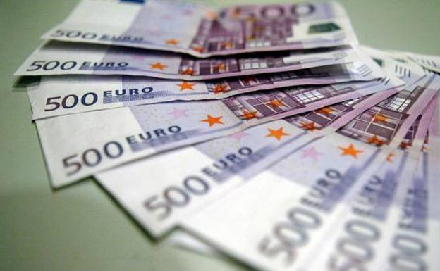 Unos 200 jubilados demandan a un banco islandés que les vendió un producto financiero «tóxico»