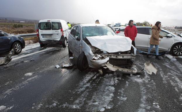 ¿Qué te cubre el seguro en un accidente múltiple?