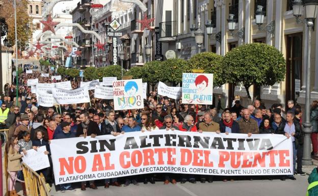 Organizan una segunda manifestación contra el cierre del Puente al tráfico en Ronda