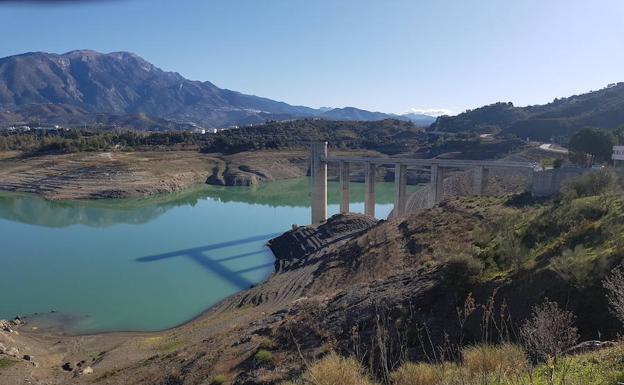 La Junta califica de “severa” la sequía en la Axarquía pero no prevé cortes de agua a la población