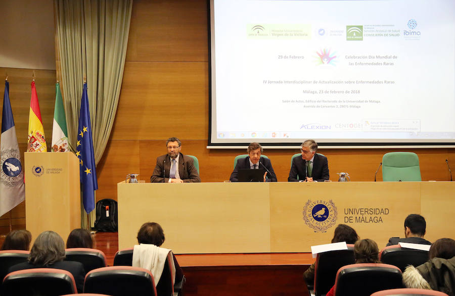 Enfermedades raras, a debate en el Rectorado. Especialistas interdisciplinares sobre enfermedades raras de toda España se reunieron en el Rectorado de la Universidad.