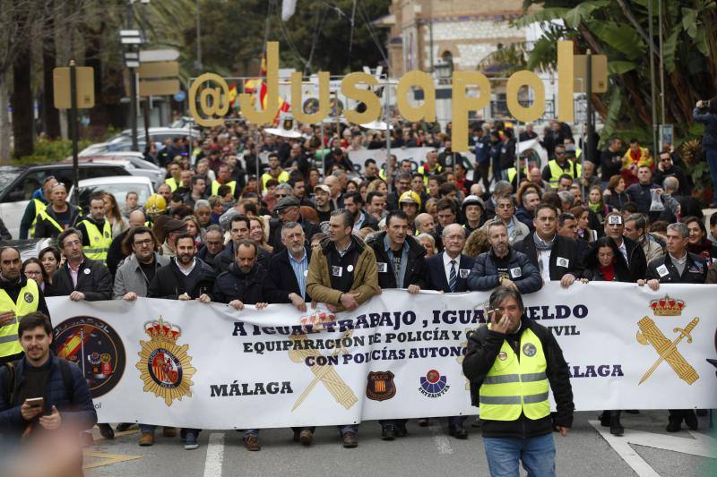 Jusapol protesta para seguir defendiendo ante el Gobierno central la necesidad de que sus sueldos sean iguales a los de otras policías y cuerpos de seguridad autonómicos