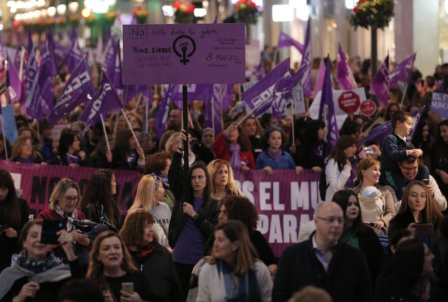 Resumen en imágenes del desarrollo del Día Internanacional de la Mujer en la capital y la provincia