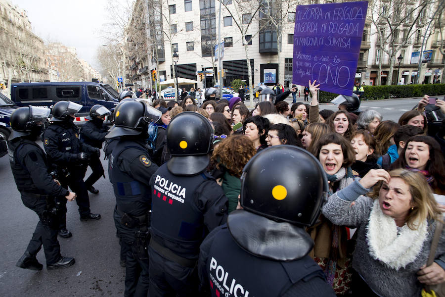 La jornada de huelga transcurre sin incidencias por todo el territorio.