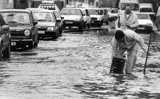 Imagen de la inundación del 14 de noviembre de 1989 en Málaga.