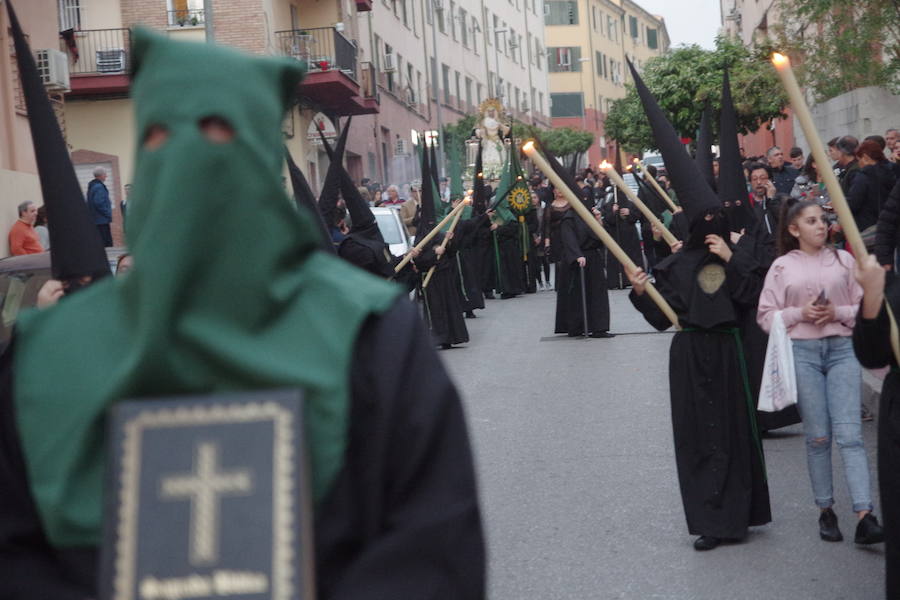 El cortejo procesional de la Virgen del Sol recorrió el barrio de la Victoria.