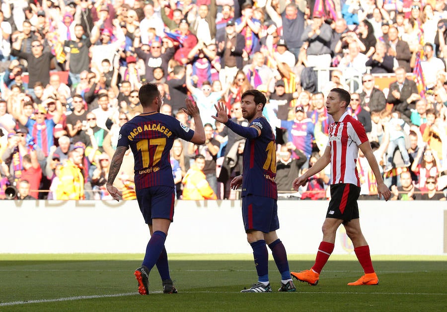 Alcácer y Messi ponen tierra de por medio ante un Athletic que persigue sombras en el Camp Nou.