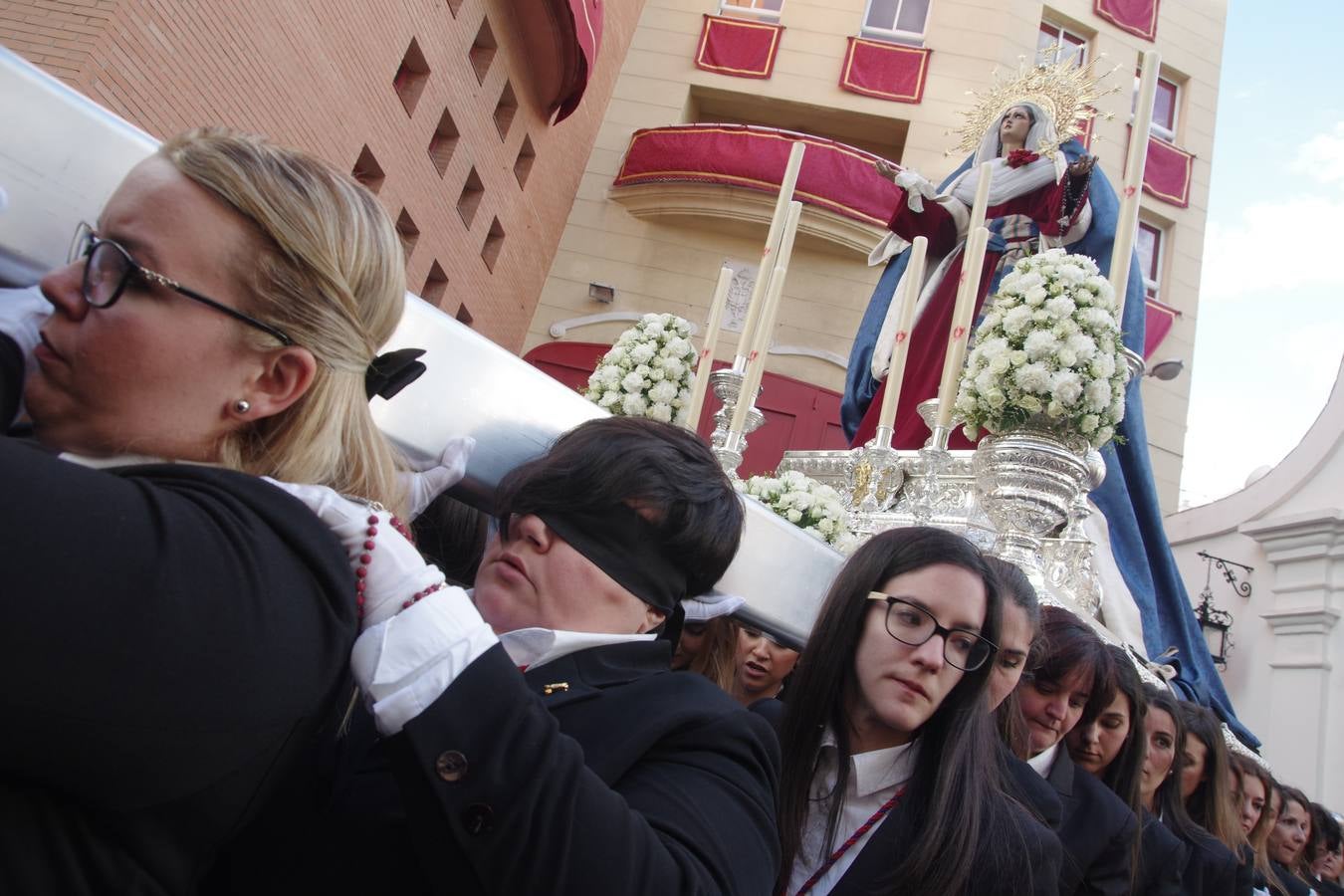 Fotos: Fotos de las procesiones y traslados del Sábado de Pasión