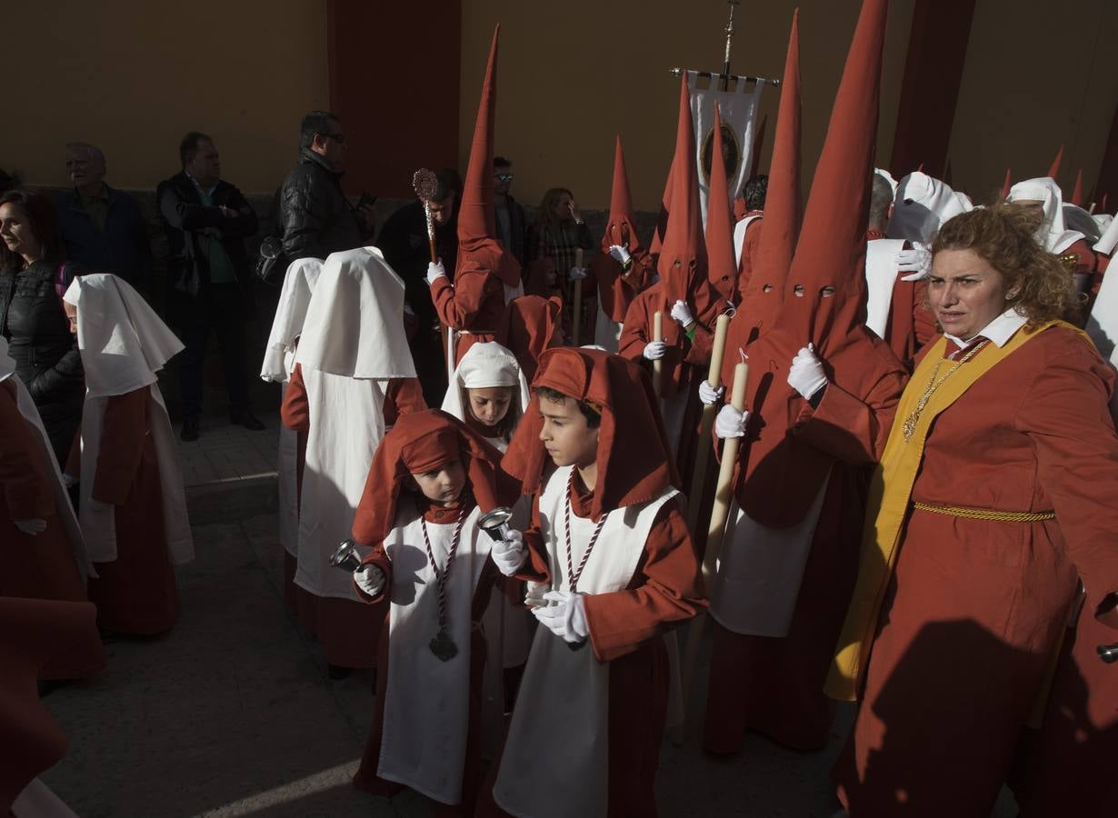 Fotos: Fotos de las procesiones y traslados del Sábado de Pasión