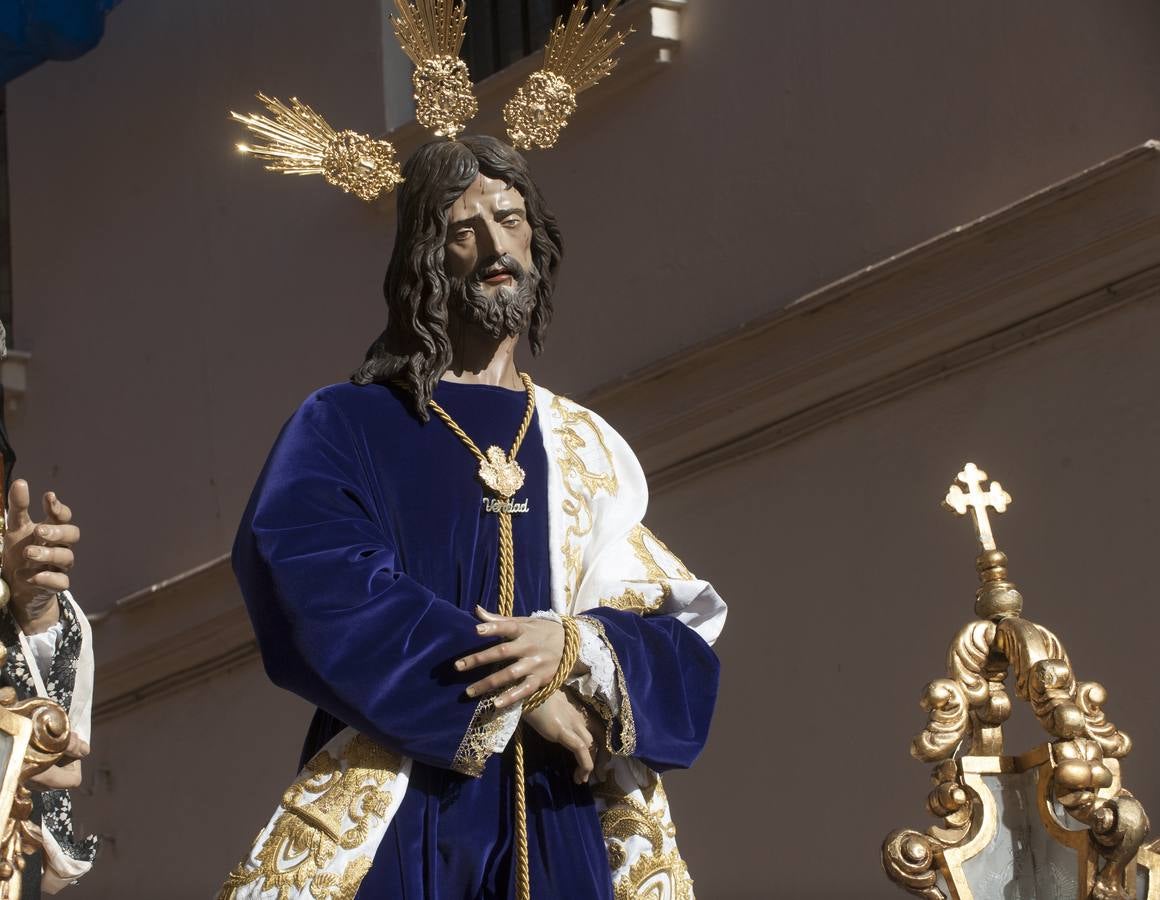 Fotos: Fotos de las procesiones y traslados del Sábado de Pasión