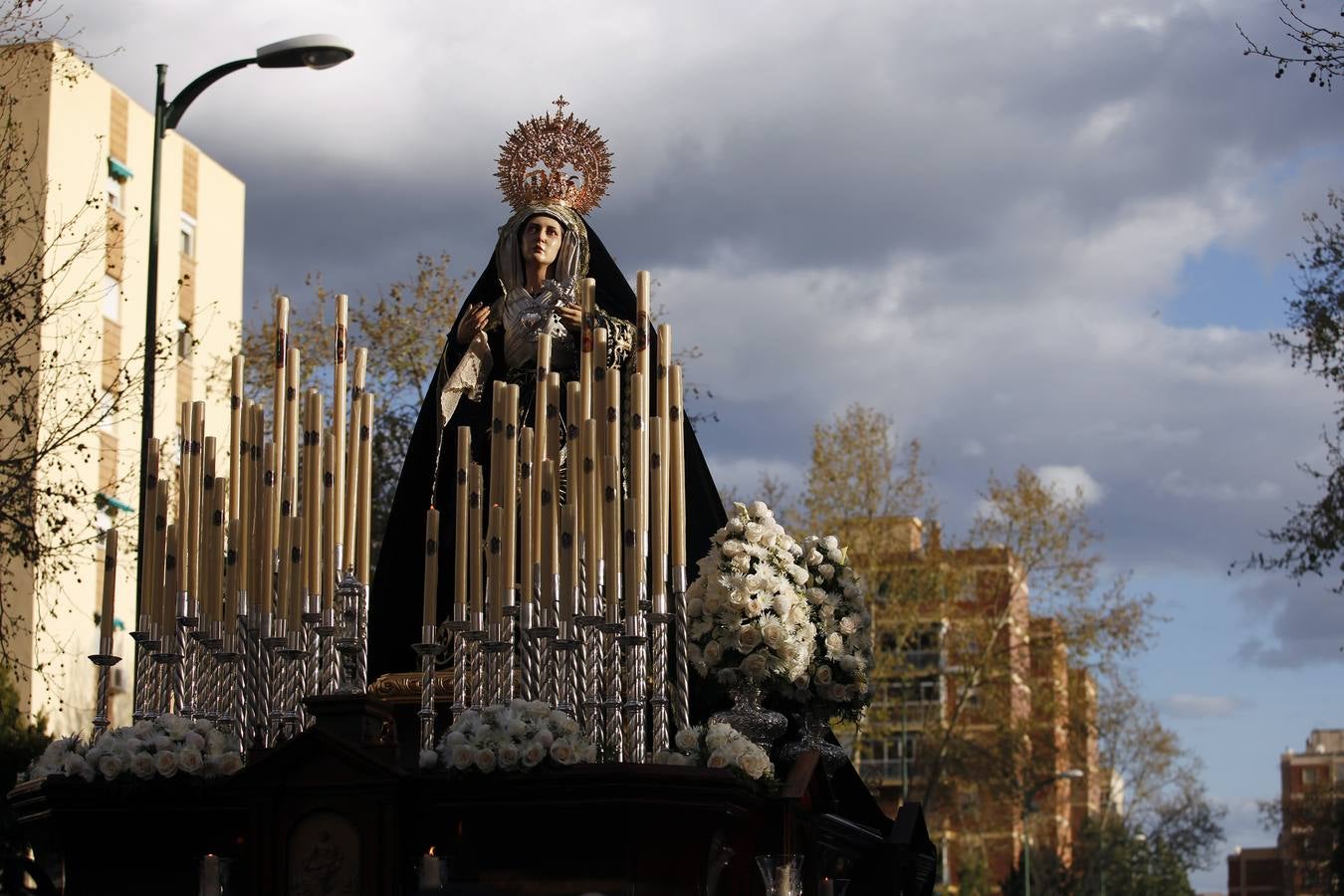 Fotos: Fotos de las procesiones y traslados del Sábado de Pasión