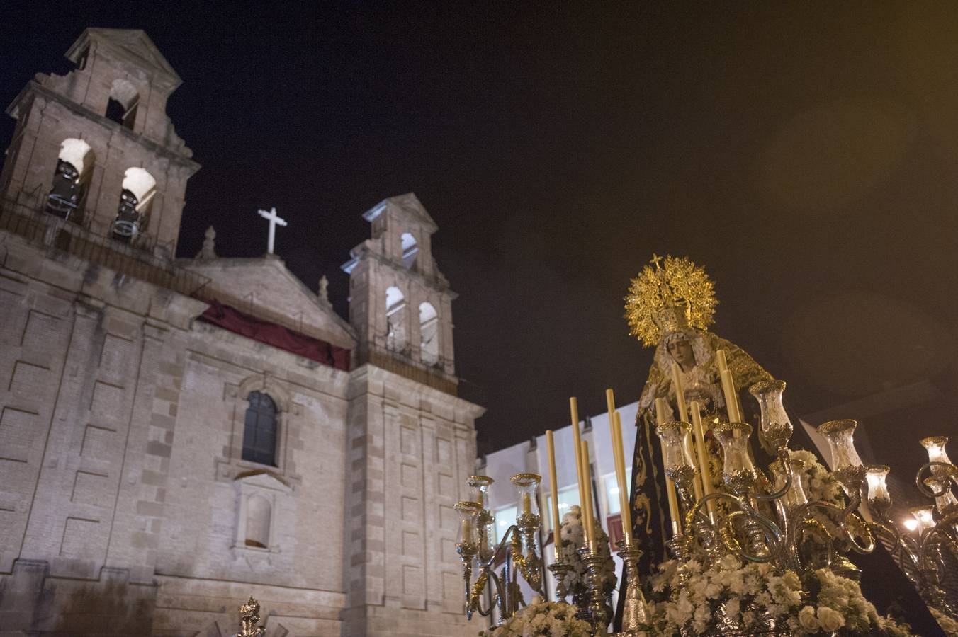 Fotos: Fotos de las procesiones y traslados del Sábado de Pasión