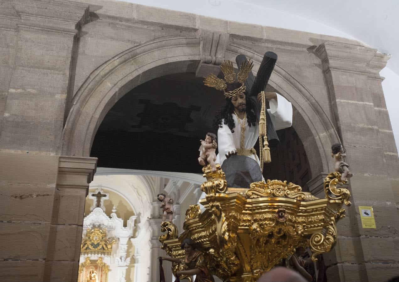 Fotos: Fotos de las procesiones y traslados del Sábado de Pasión