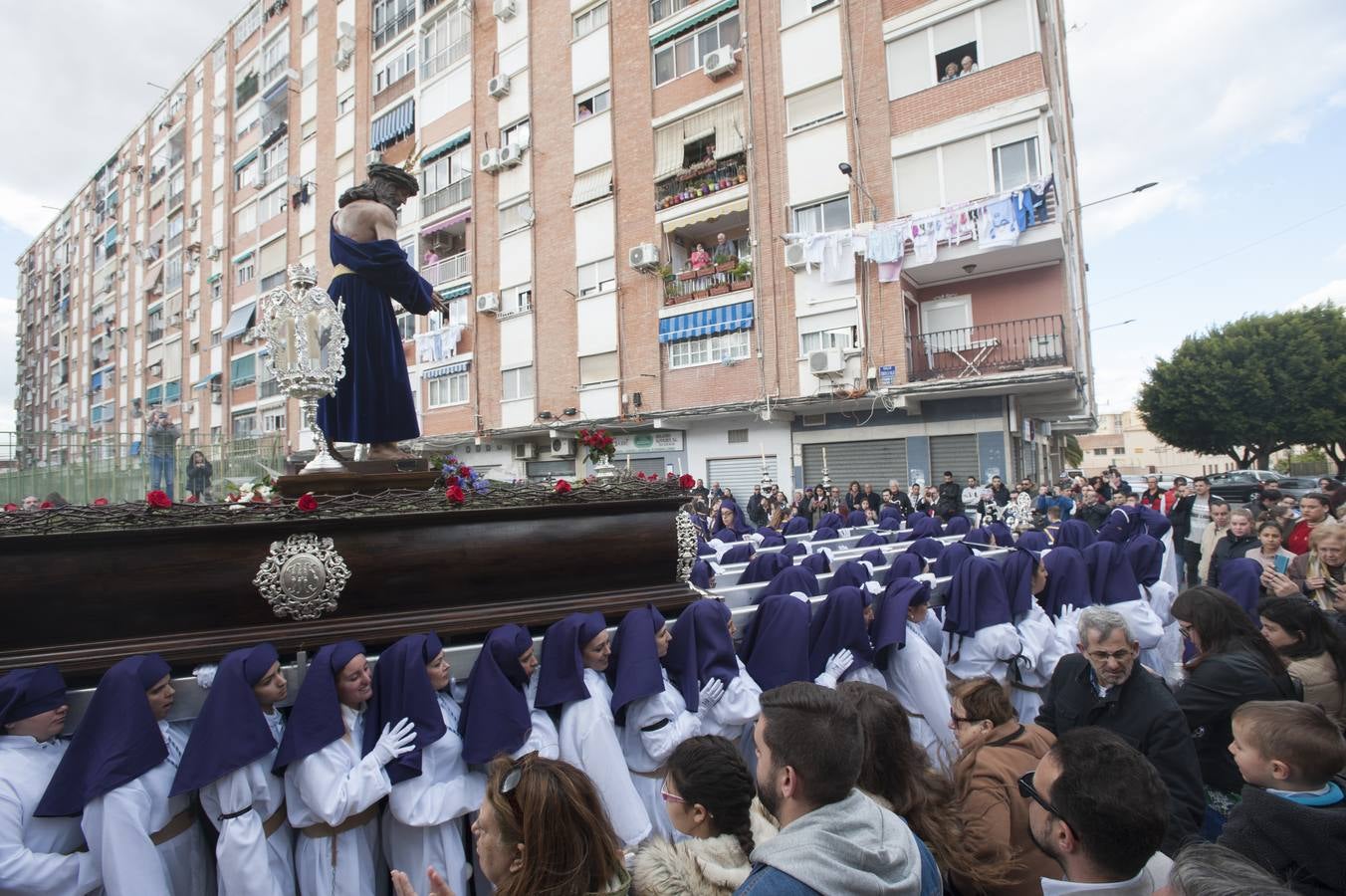 Fotos: Fotos de las procesiones y traslados del Sábado de Pasión