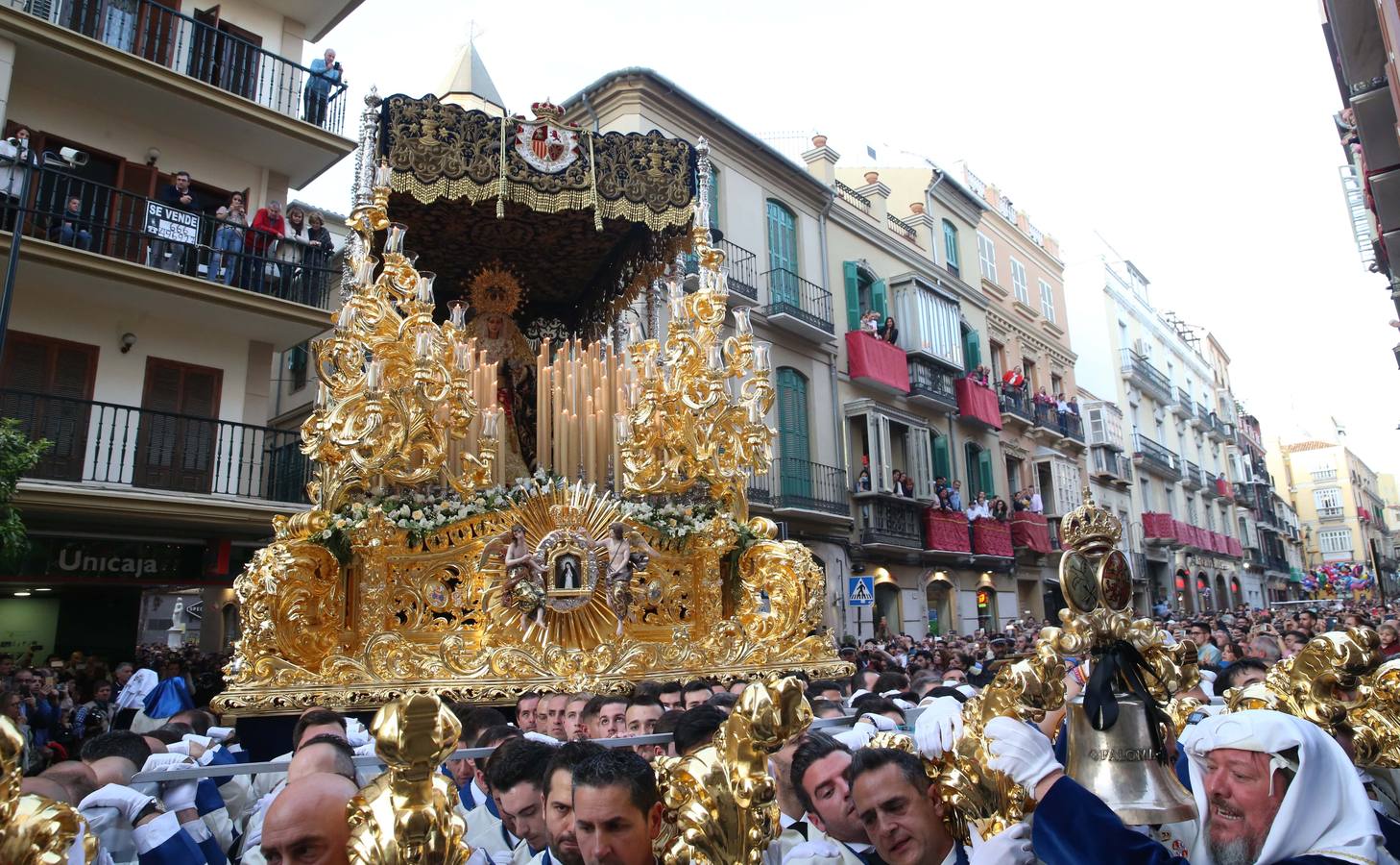 Imágenes de la cofradía de Jesús de la Puente del Cedrón y María Santísima de la Paloma en el Miércoles Santo de la Semana Santa de Málaga de 2018. 