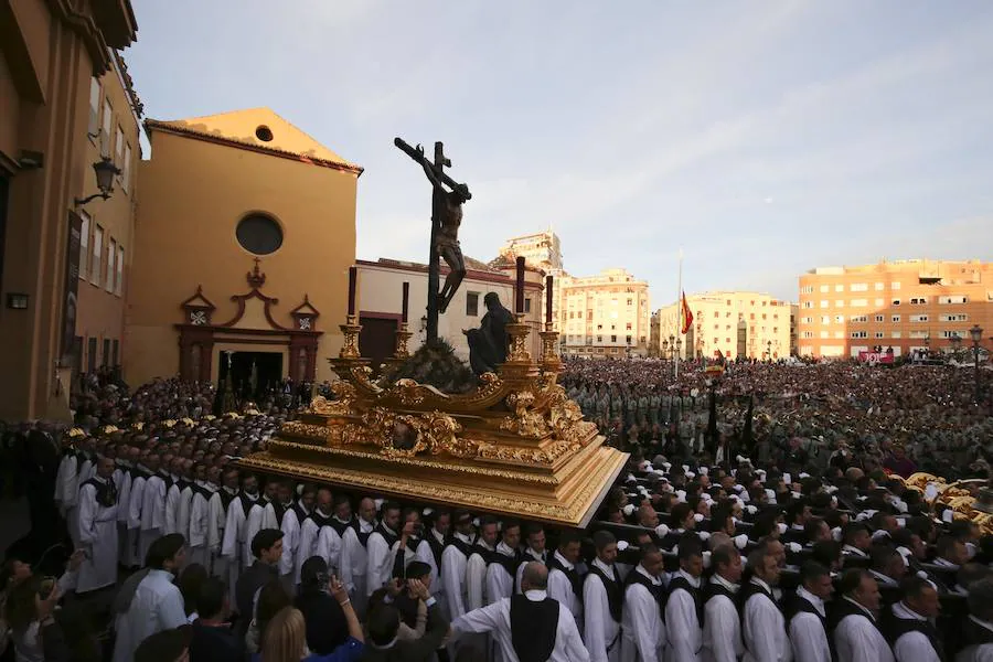 La procesión de la Cofradía de Mena de este Jueves Santo por las calles de Málaga