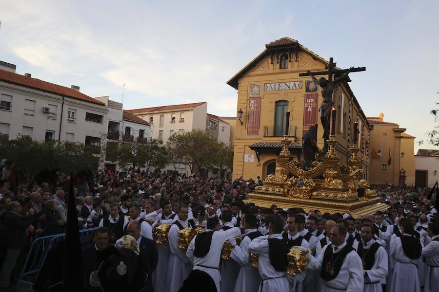 La procesión de la Cofradía de Mena de este Jueves Santo por las calles de Málaga