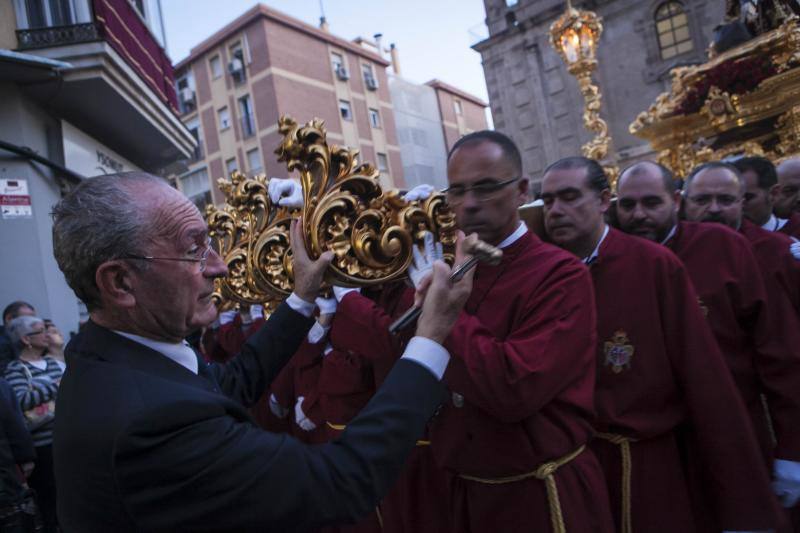 Fotos de los desfiles de Santa Cruz, Cena, Viñeros, Mena, Misericordia, Zamarrilla, Esperanza y Vera Cruz