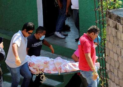 Imagen secundaria 1 - Dos tiroteos dejan al menos dos muertos y obligan a suspender un vía crucis en Acapulco