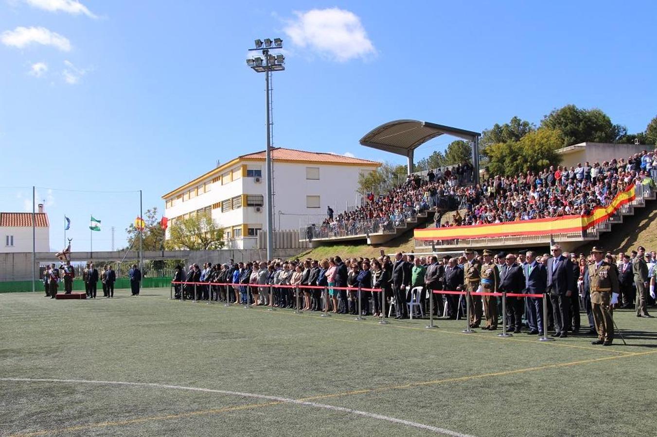 El municipio participa en un acto civil presidido por la Brigada Paracaidista y representantes del Ejército