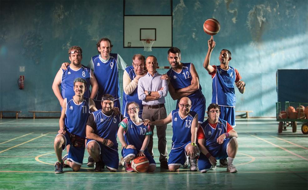 Reparto de la película 'Campeones' (2018).