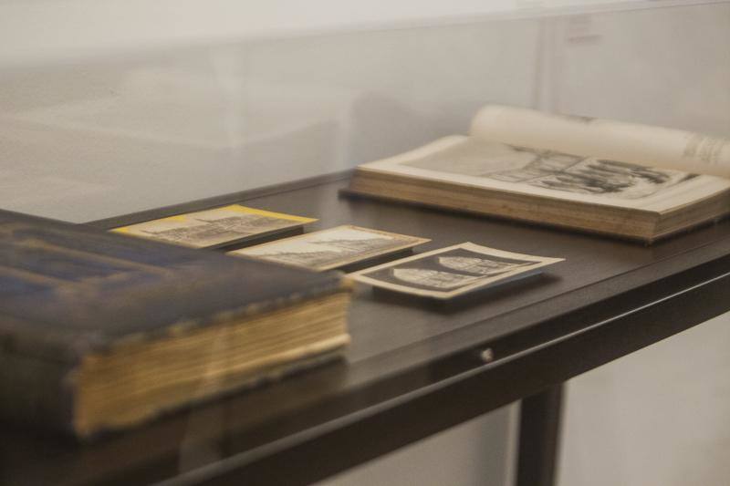 La muestra recoge 40 xilografías realizadas a partir de su viaje en 1862